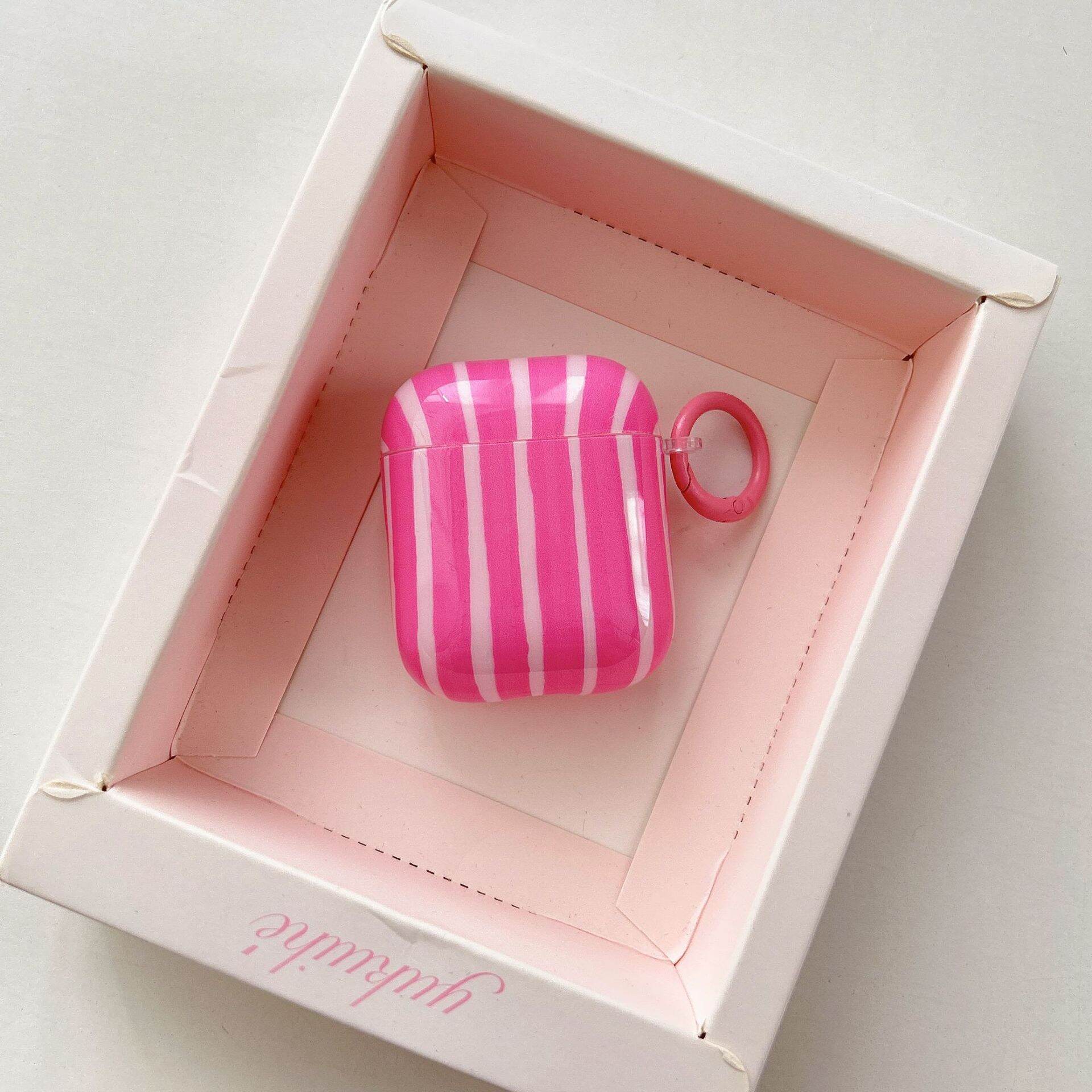 Pink/Airpods 4 Picture4