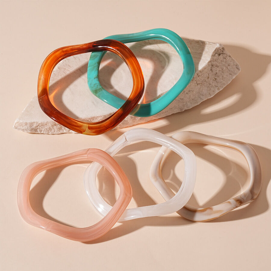 1 Piece Acrylic Bangle 2