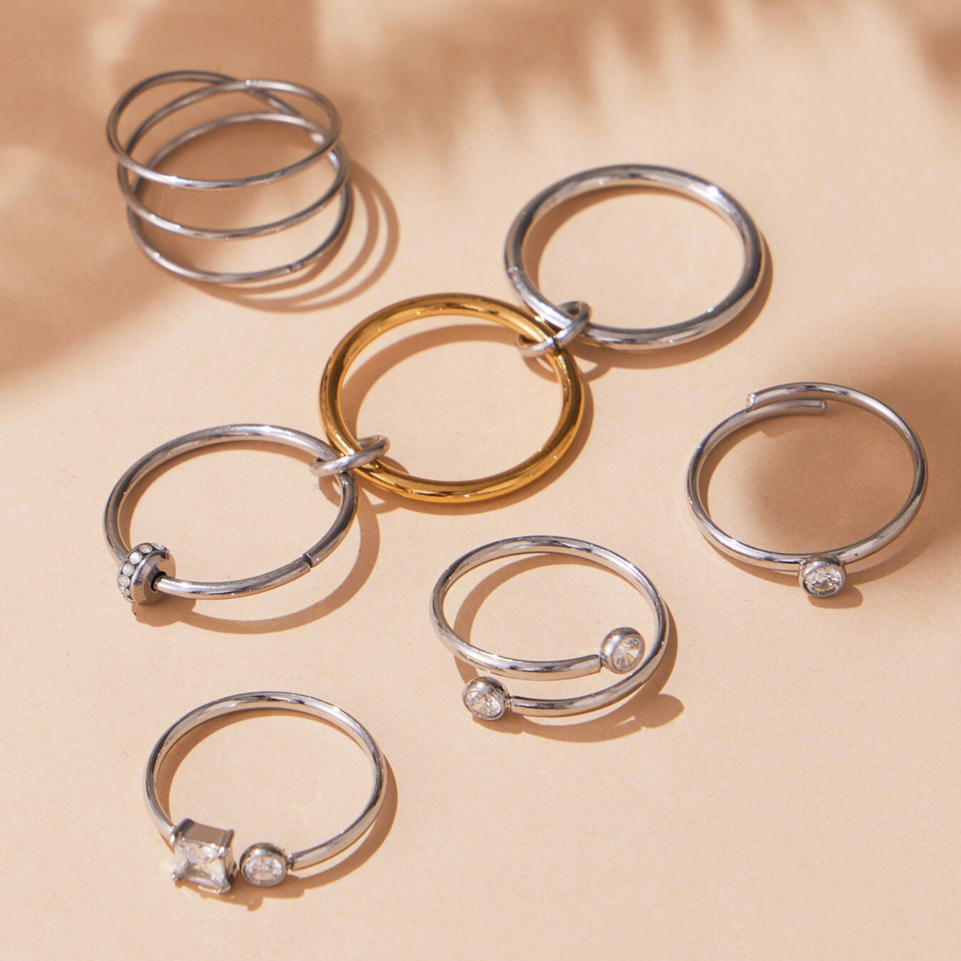 1 Piece Minimalist Circle Stainless Steel Waterproof Gold Color Zircon Minimalist Rings h5 Picture3