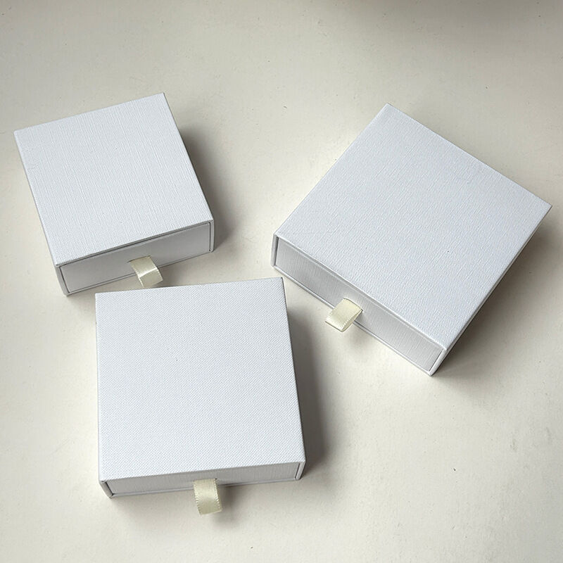 White/Small Picture13