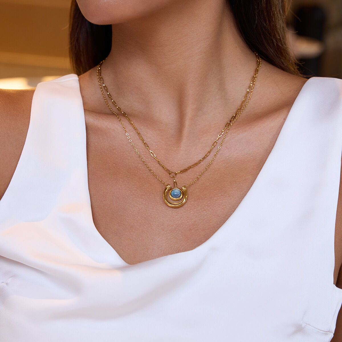 1 Piece Classic Blue Resin Circle Stainless Steel Waterproof Gold Color Women's Pendant Necklaces h5 Picture3