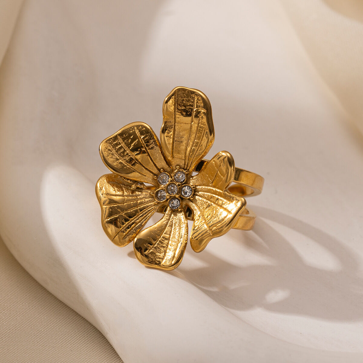 1 Piece Flower Stainless Steel Waterproof Gold Color Statement Ring Picture3