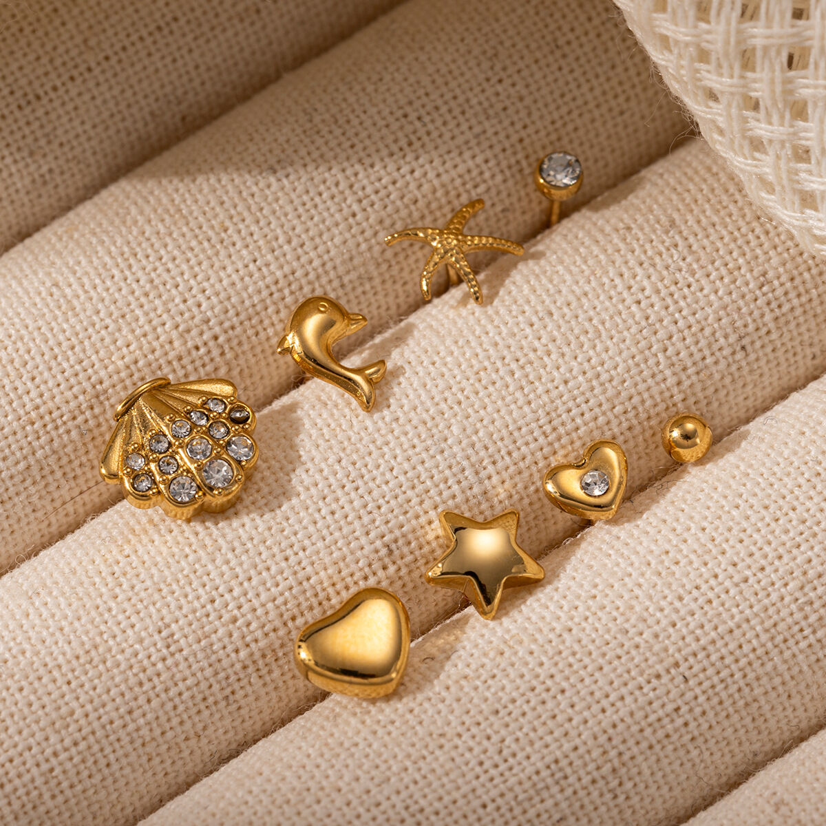 1 Set Heart Star Moon Stainless Steel Waterproof Gold Color Stud Earrings Picture4