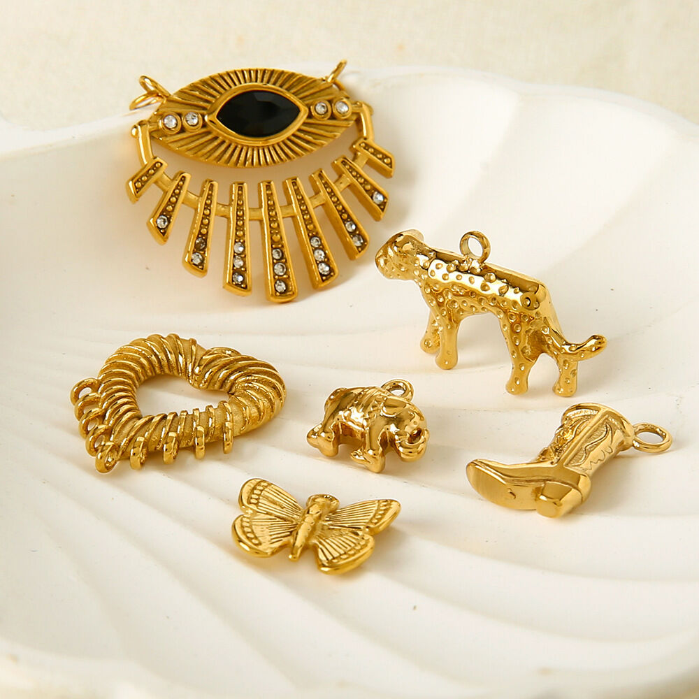 1 Piece Retro Devil's Eye Heart Animal Stainless Steel Waterproof  Gold Color Women's Pendants Picture3