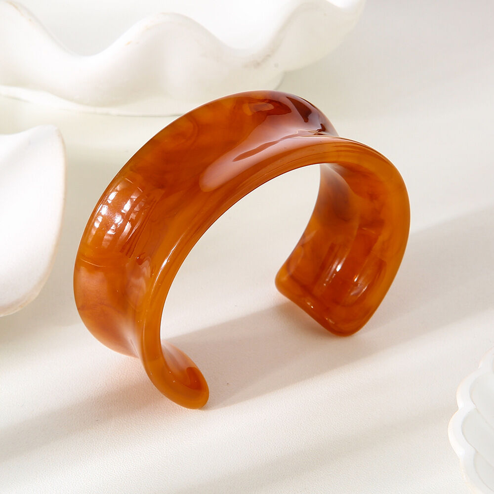1 Piece Casual Gradient Color Resin Women's Cuff Bracelets Picture2