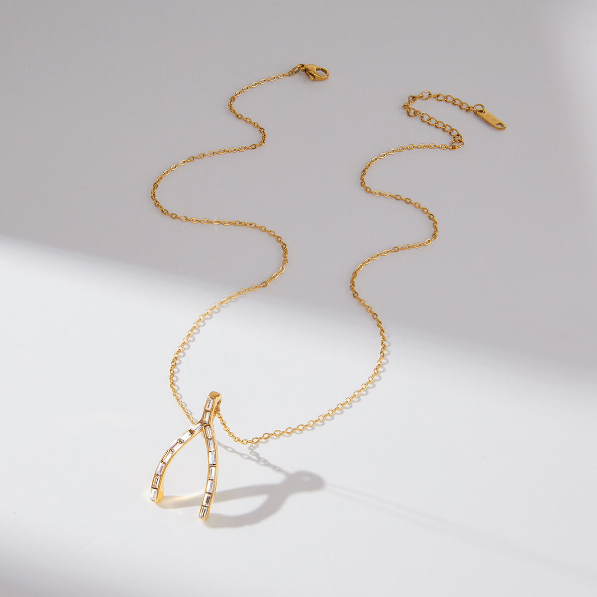 1 Piece Classic Irregular Shape Stainless Steel Waterproof Gold Color Zircon Women's Pendant Necklaces Picture6