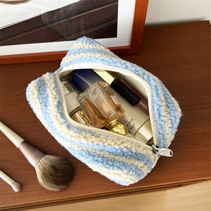 1 Piece Simple Classic Strip Polyester Women's Makeup Bags h5 Picture5