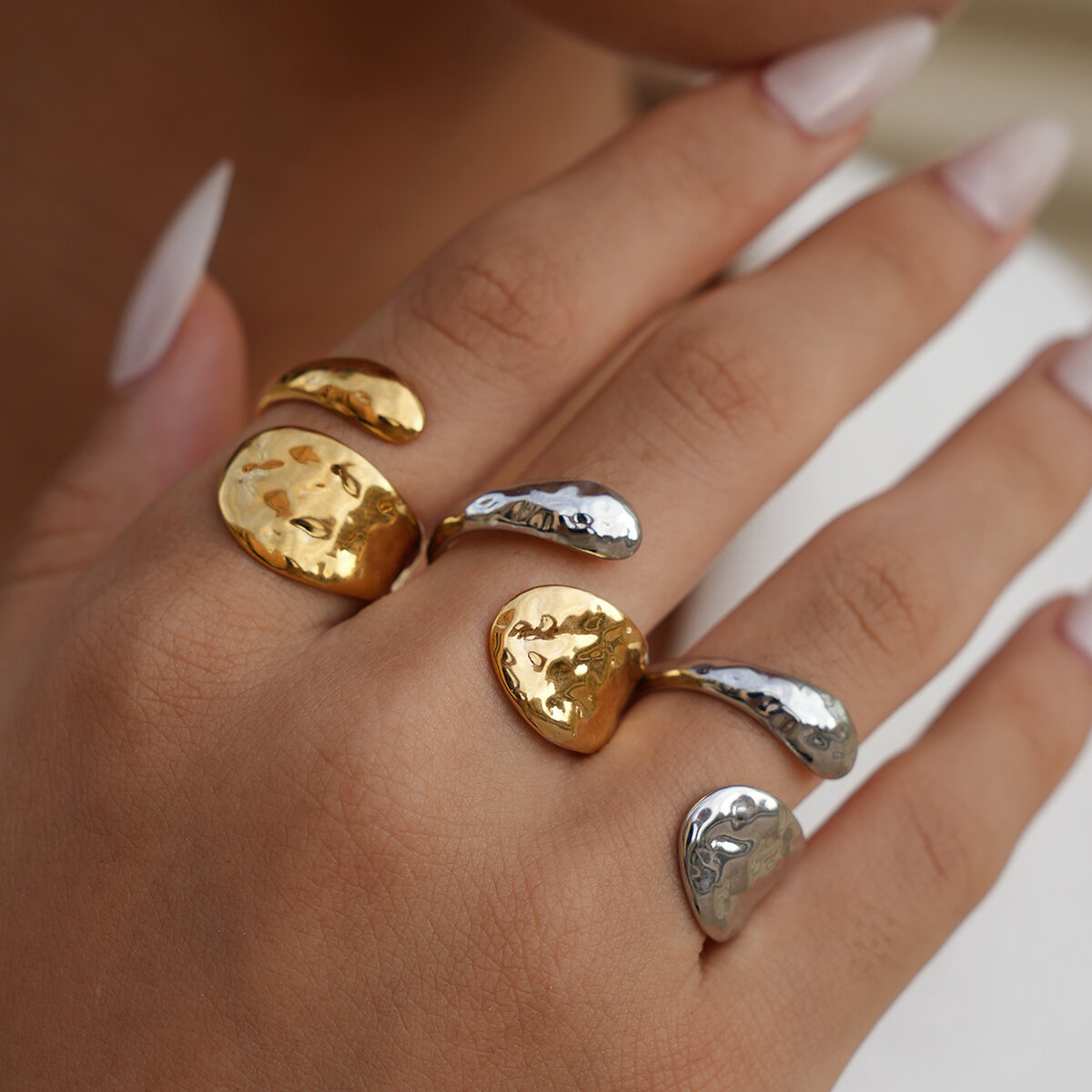 1 pezzo semplice forma irregolare in acciaio inossidabile impermeabile color oro anelli da donna 2