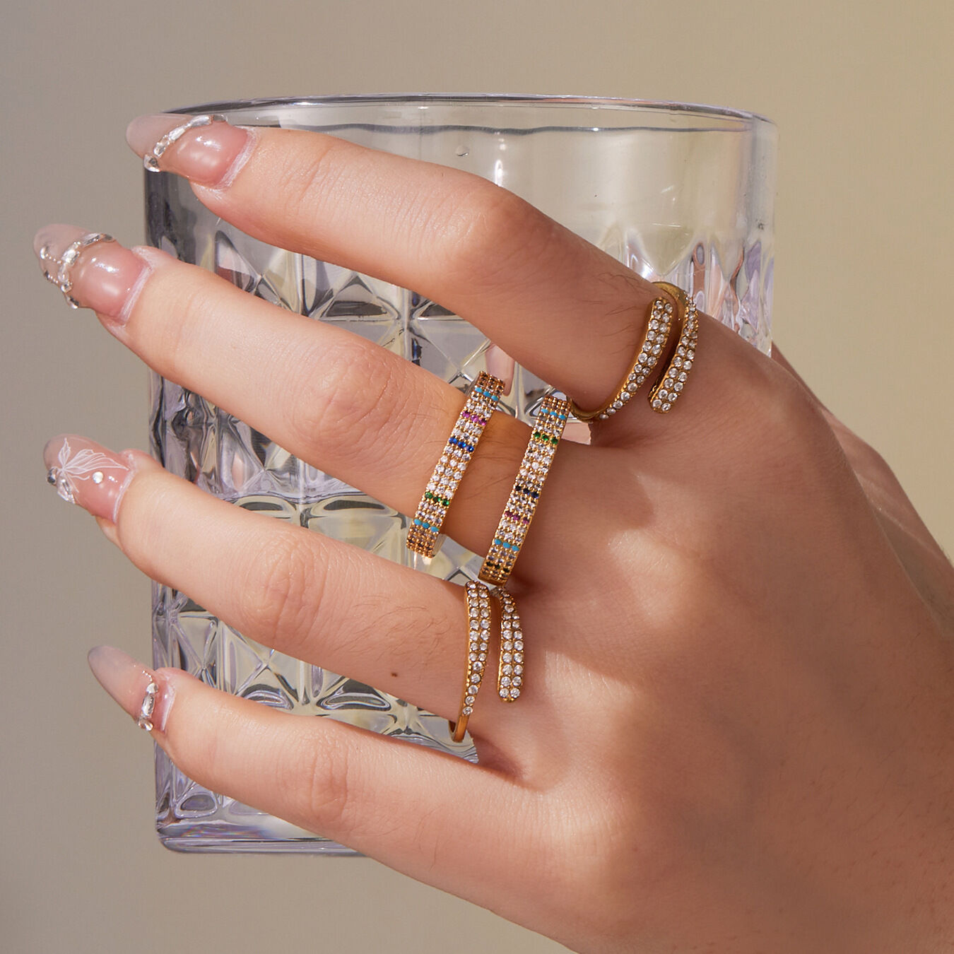 1 Piece Colorful Heart Stainless Steel Waterproof Gold Color Zircon Women's Gemstone Rings Picture4
