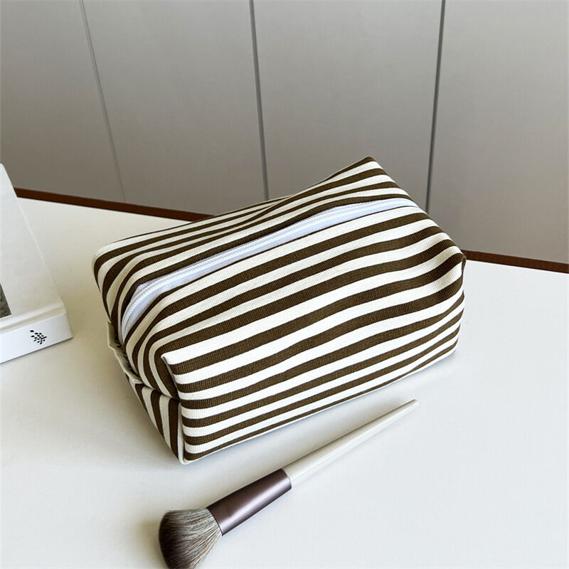 1 Piece Simple  Casual Strip Polyester Women's Makeup Bags h5 