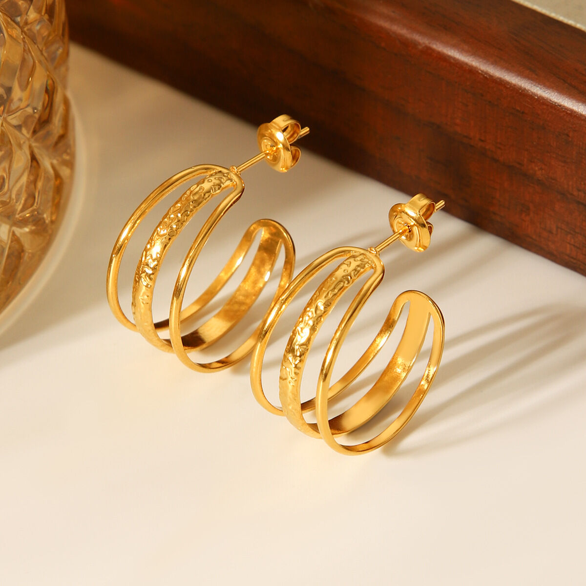 1 Pair C-shape Hollowed-out Stainless Steel Waterproof Gold Color Hoop Earrings h5 Picture4