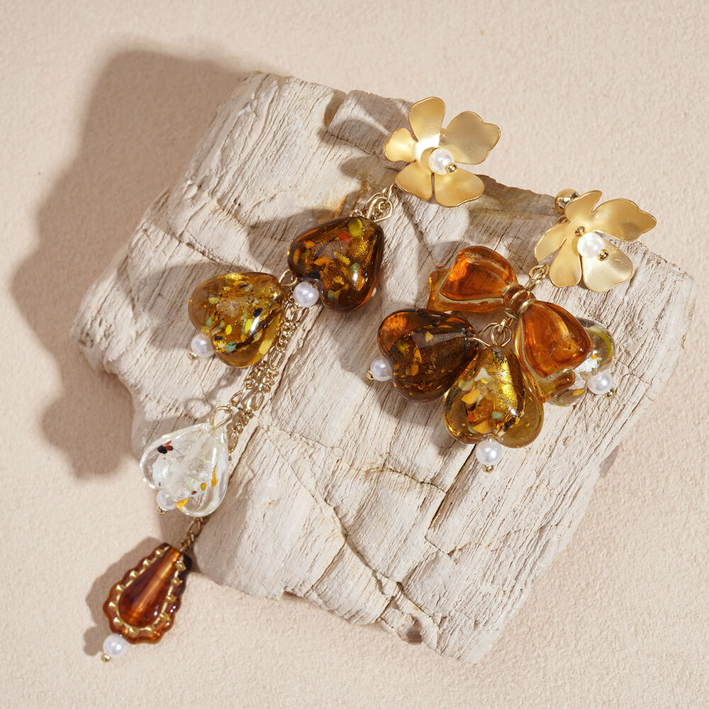 1 Pair Retro Flower Heart Dangle Earrings Picture5
