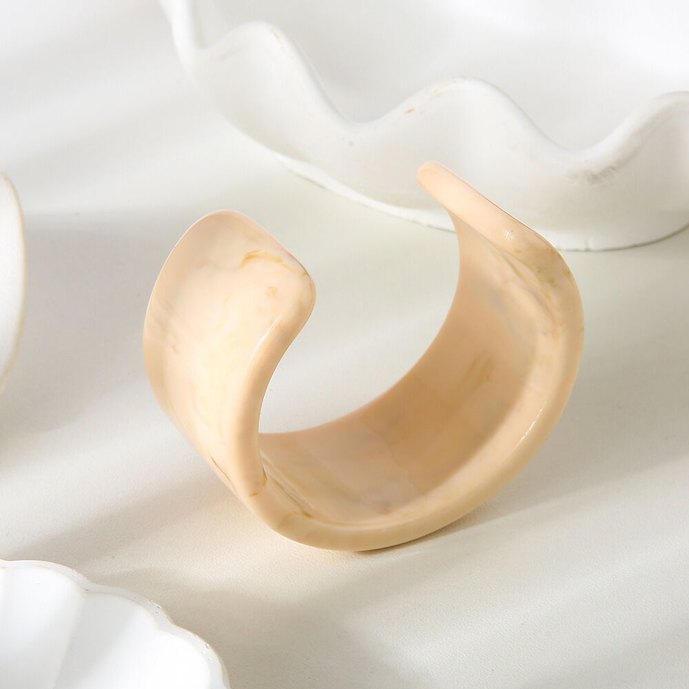 1 Piece Simple Gradient Color Resin Women's Cuff Bracelets h5 Picture2