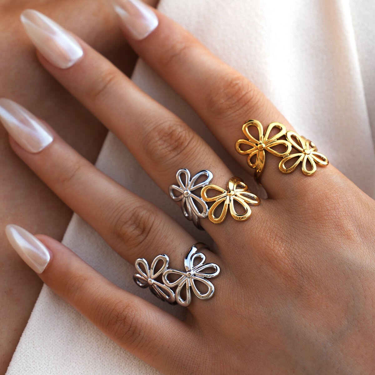 1 Piece  Natural Flower Stainless Steel Waterproof   Gold Color Women's  Statement Rings h5 Picture2