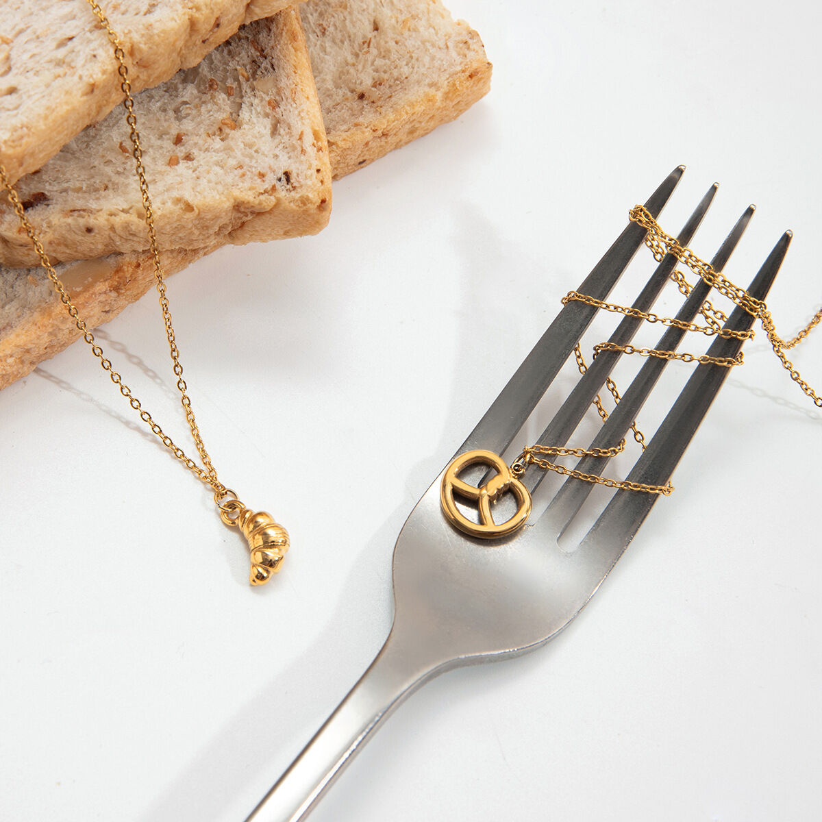 1 Piece Cute Croissant Stainless Steel Waterproof Gold Color Women's Pendant Necklaces Picture6