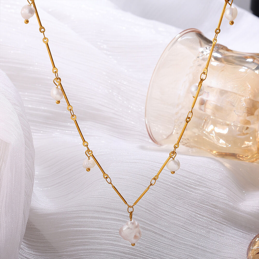 1 Piece Stainless Steel Waterproof Gold Color Pearl Pendant Necklace Picture3