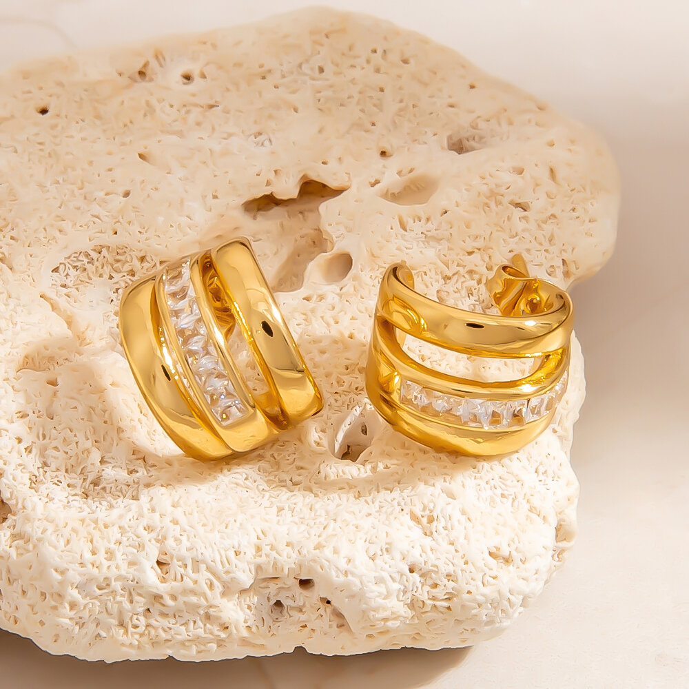 1 Paar romantische, elegante, unregelmäßig geformte, wasserdichte Edelstahl-Creolen für Damen Bild6