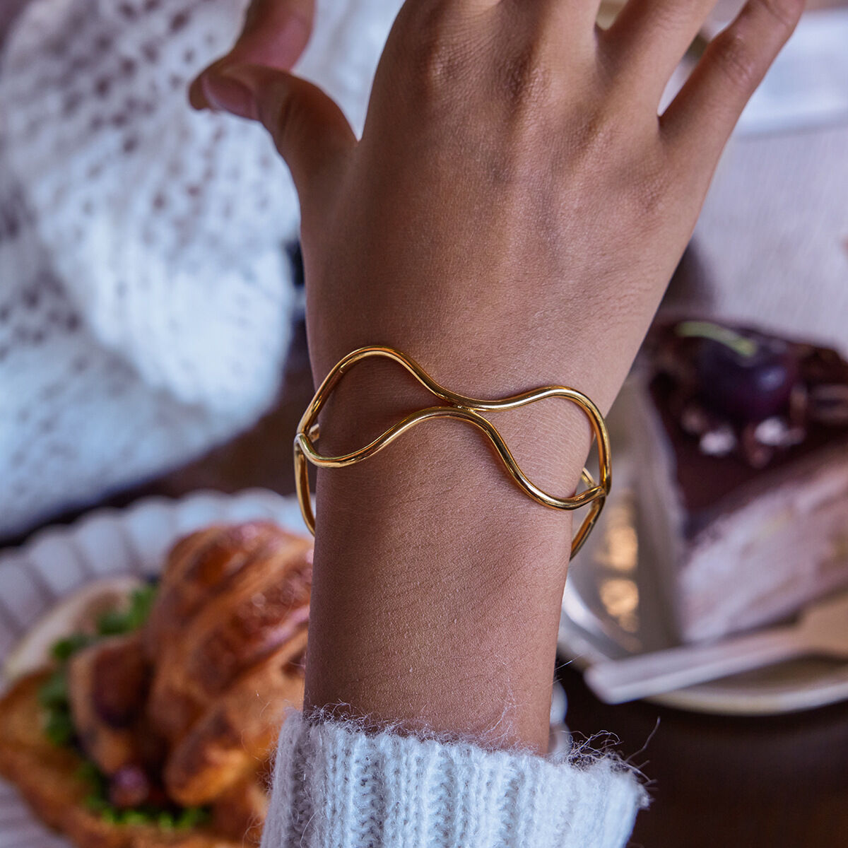 1 Stück Daily Curve Edelstahl-Armband, wasserdicht, goldfarben, für Damen Bild4