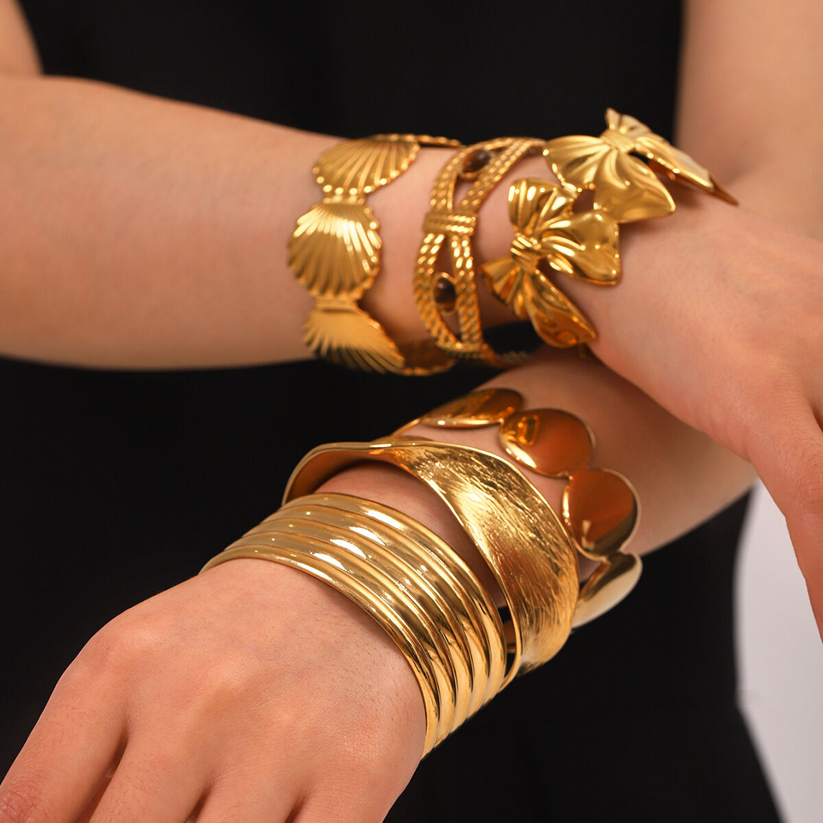 1 Piece Simple  Irregular Shape Butterfly Stainless Steel Waterproof   Gold Color  Women's Bangles 2