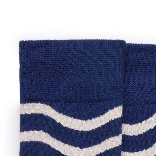1 Pair Classic Stripe Cotton Women's Mid-Calf Socks Picture5
