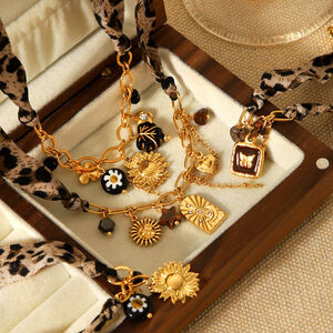 1 Piece Simple Heart Stainless Steel Waterproof Gold Color Women's Pendant Necklaces h5 Picture3
