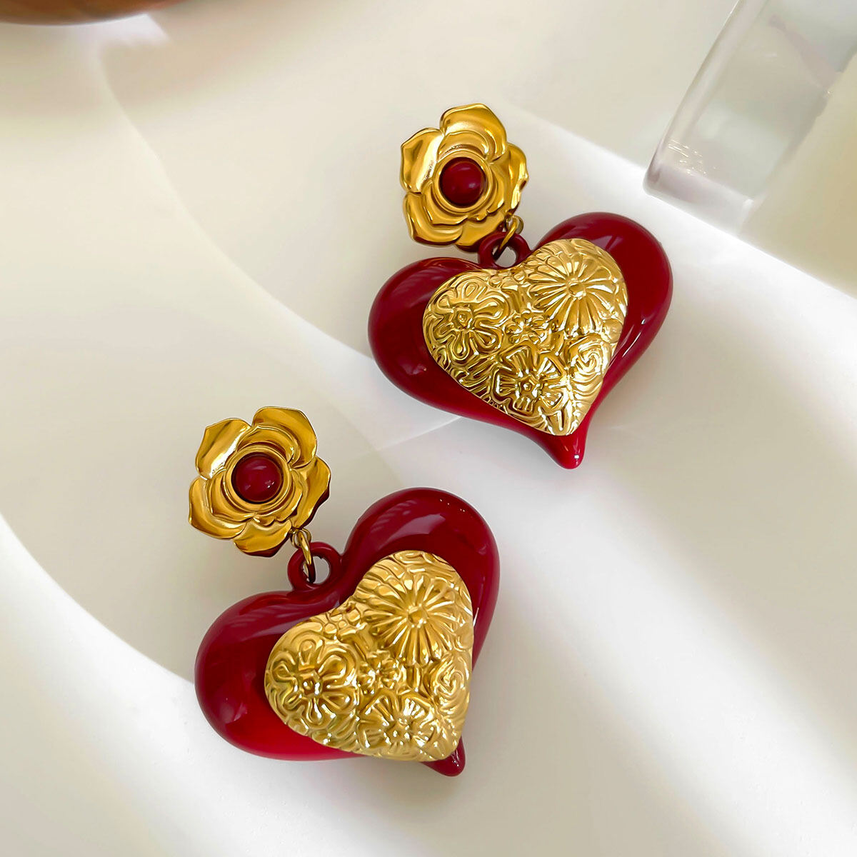 1 Pair Heart Resin Gold Color Drop Earrings