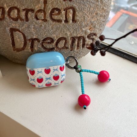 1 Piece Sweet Lovely Strawberry Women's Earphone Case 2