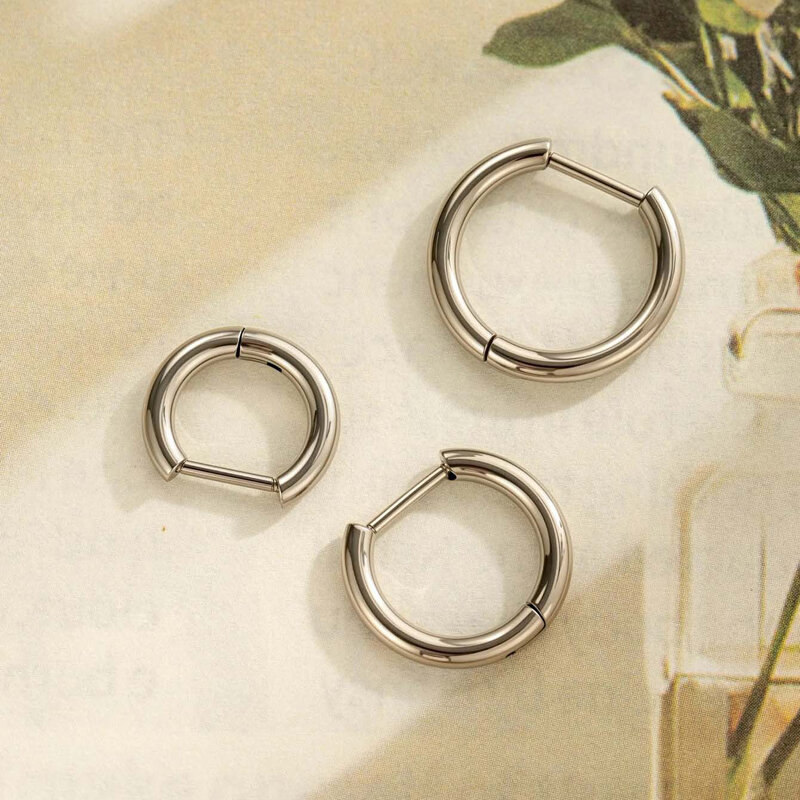 1 Piece Minimalist Annular Shape Titanium Alloy Women's Hoop Earrings h5Picture4