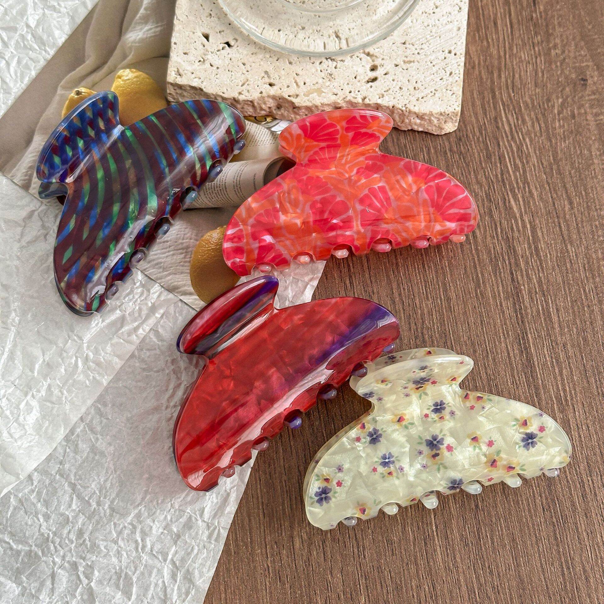 Romantic Series Retro Flower Acetate Women's Hair Claws