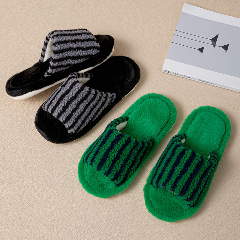 1 par de pantuflas de felpa para el hogar con rayas y bloques de color h5 Imagen2