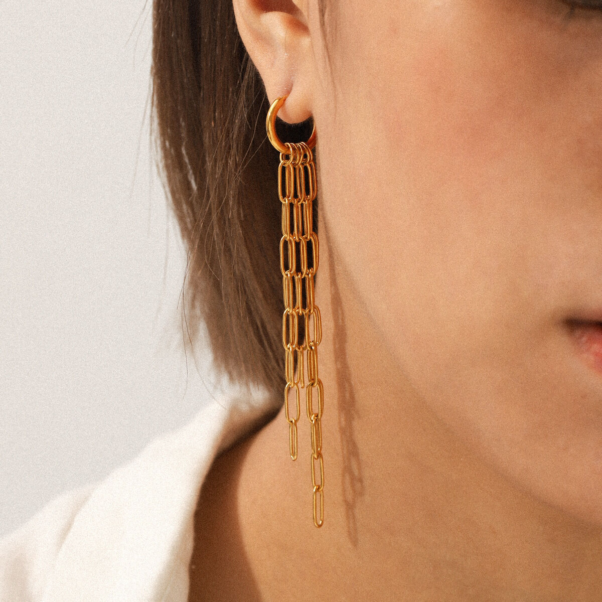 1 paio di orecchini pendenti in acciaio inossidabile con nappa e catena, impermeabili, color oro 2