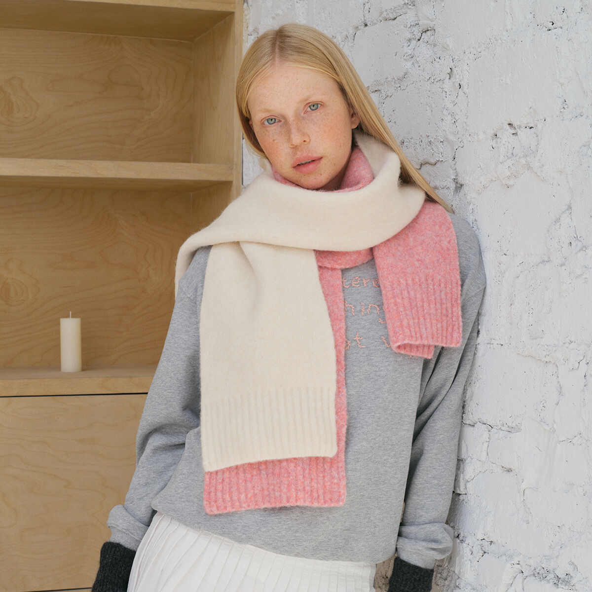 1 Piece Simple Solid Color Wool Blend Winter Scarf 2