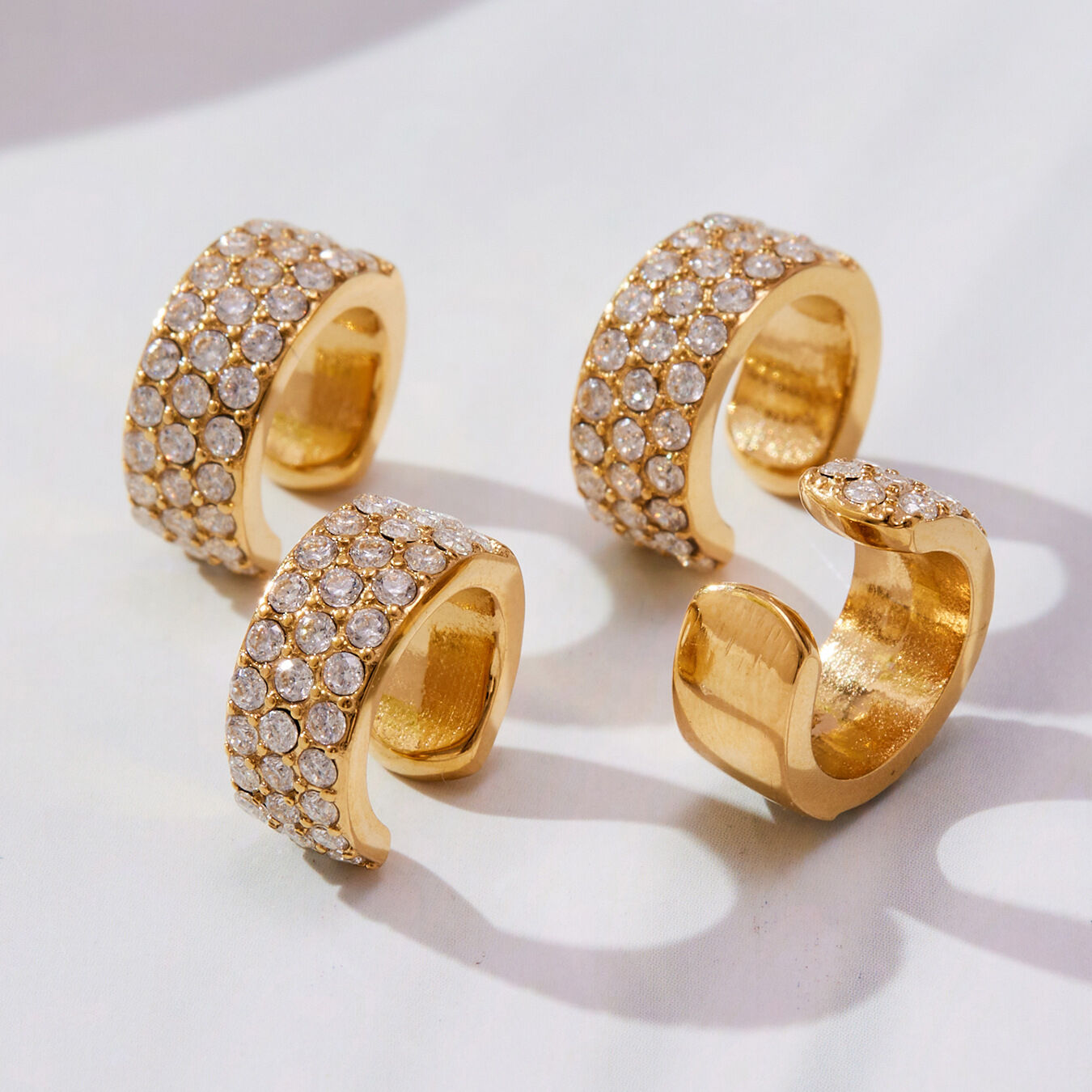 1 Piece Classic Circle Stainless Steel Waterproof Gold Color Zircon Women's Ear Cuffs 2