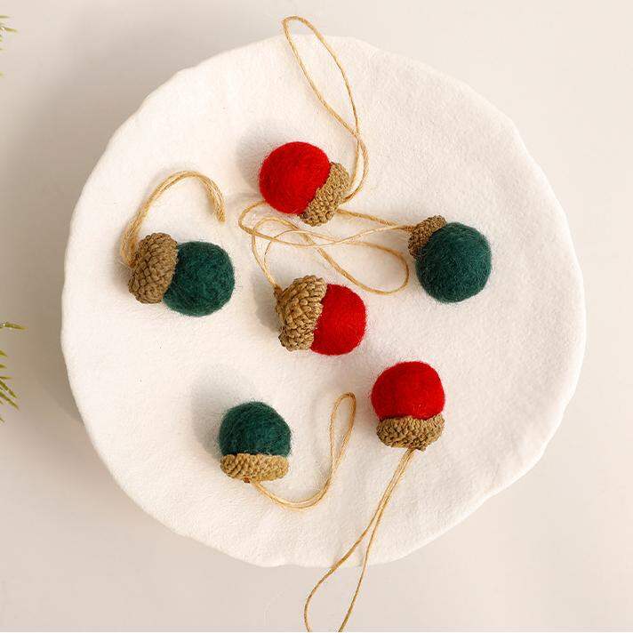 1 Piece Christmas Pine Cone Wool Felt Party Supplies Picture2