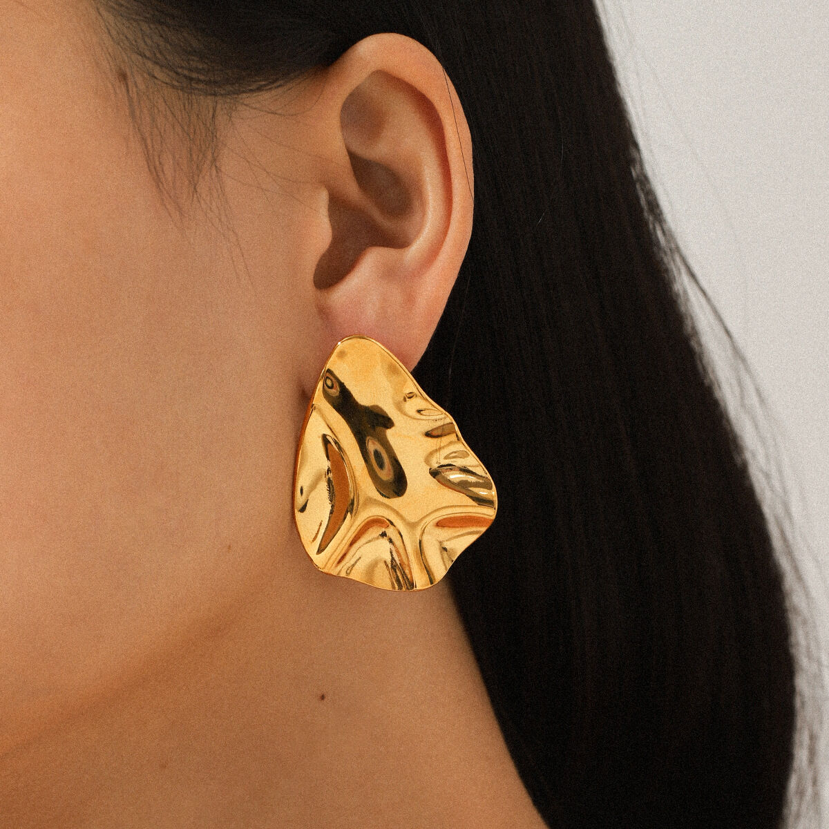1 Pair Irregular Shape Hammer Pattern Stainless Steel Waterproof Gold Color Stud Earrings h5 Picture3