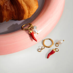 1 par de pendientes colgantes clásicos de acero inoxidable con chile rojo, resistentes al agua y color dorado para mujer. h5 Imagen4