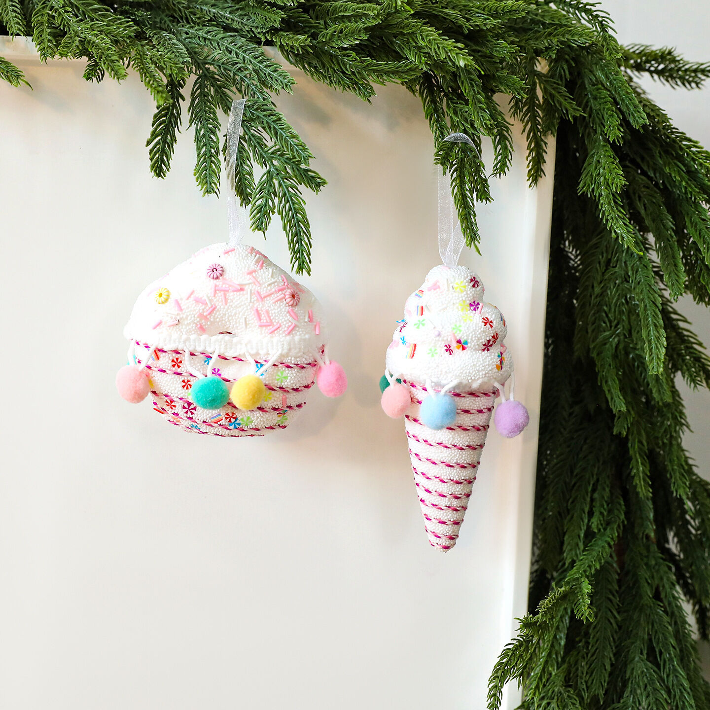 1 Stück Weihnachtsessen, weiße Styropor-Partyartikel Bild4