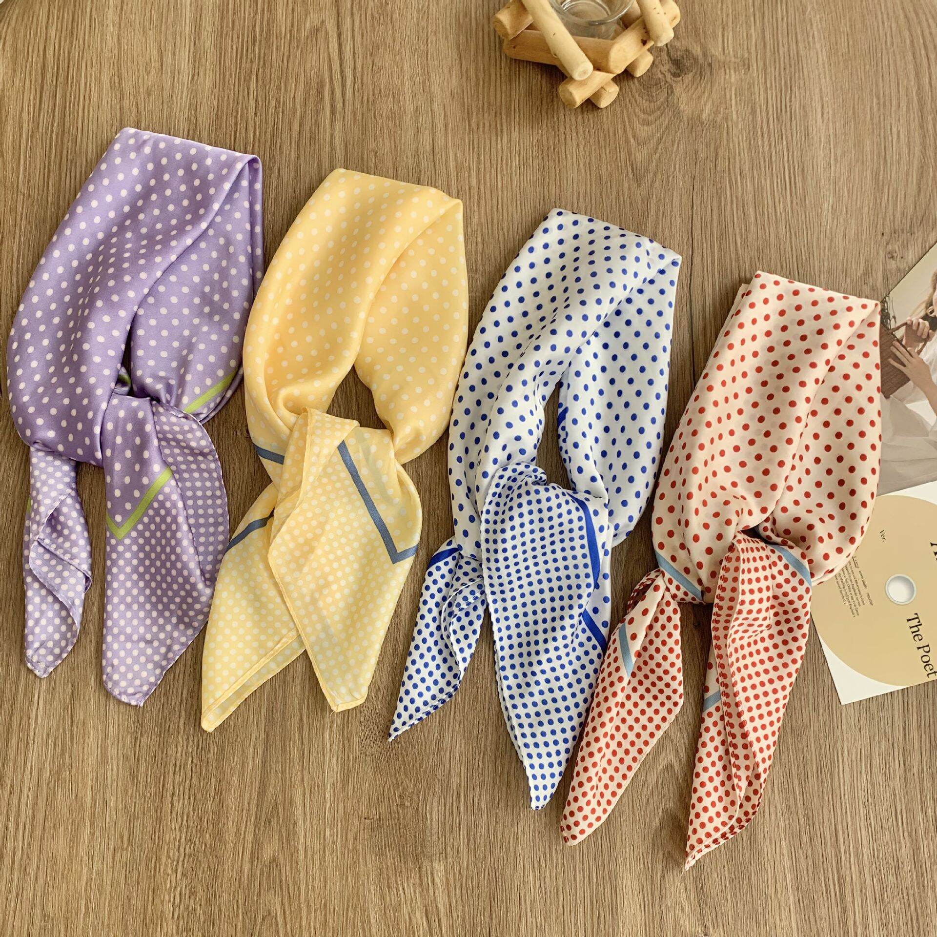 1 Parça Çok Renkli Polka Noktalı Polyester Kadın Bandanası Resim2