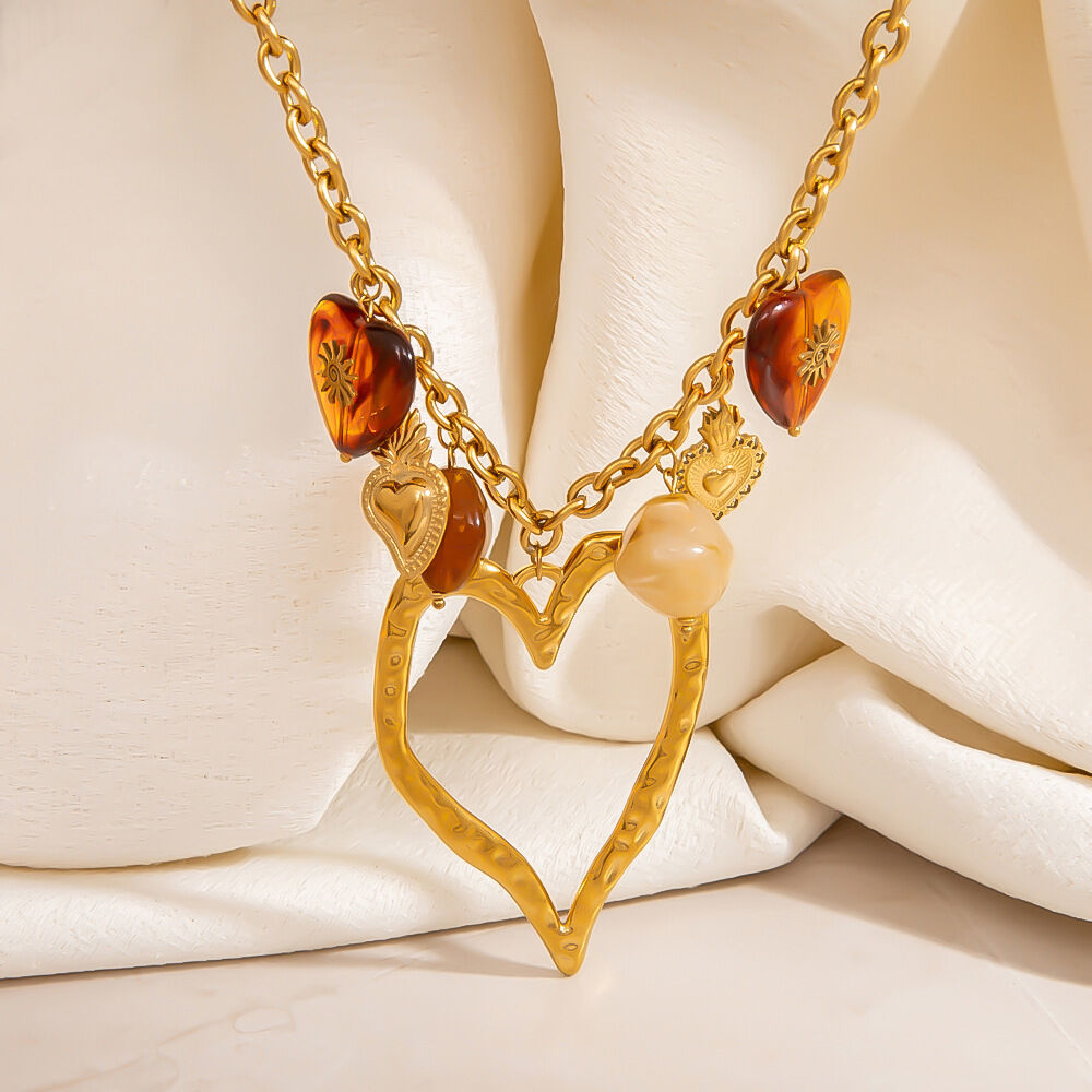 1 Piece Retro Heart Sun Stainless Steel Waterproof Women's Pendant Necklaces 2