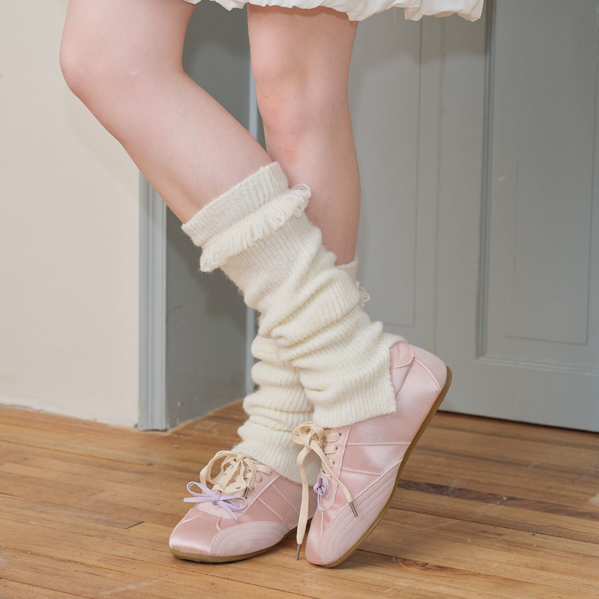 1 Pair Wool Blend Tassel Design Knitted Leg Warmers h5 Picture2