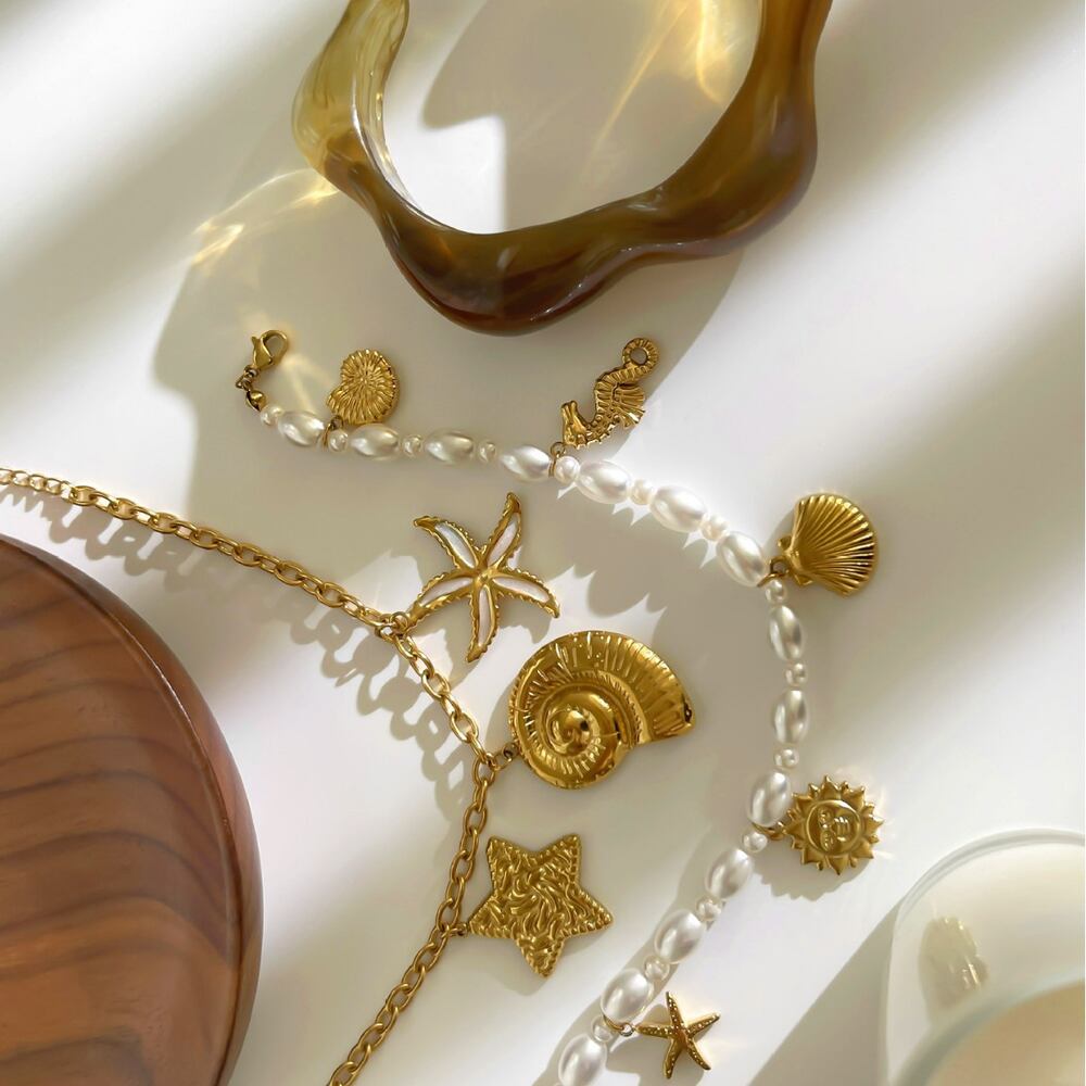 Stainless Steel Waterproof Gold Color Acrylic Bracelet Set Picture5