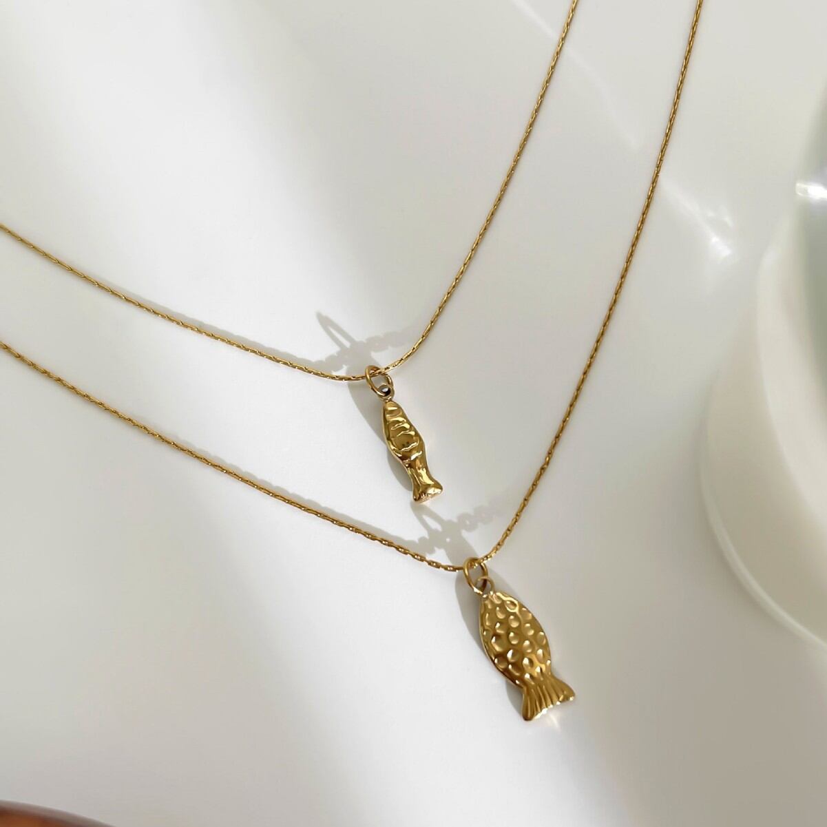 1 Piece Fish Stainless Steel Waterproof Gold Color Pendant Necklace h5 Picture5