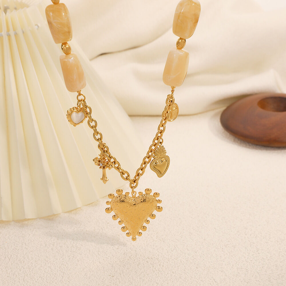 1 Piece Luxurious  Heart Cross Circle Stainless Steel Waterproof Women's Pendant Necklaces Picture3