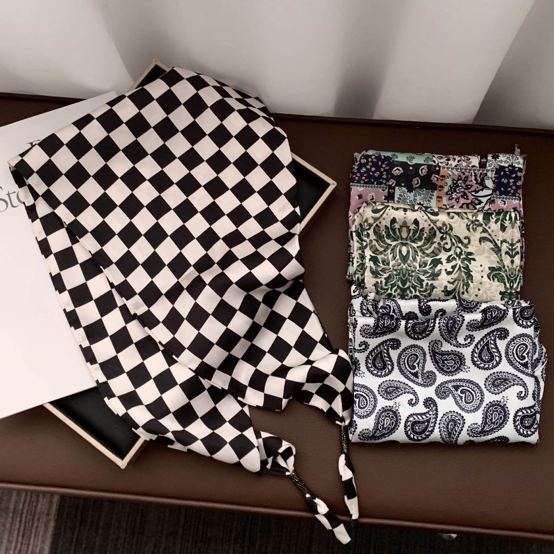 1 Piece Romantic Paisley Pattern Polyester Women's Bandana 2