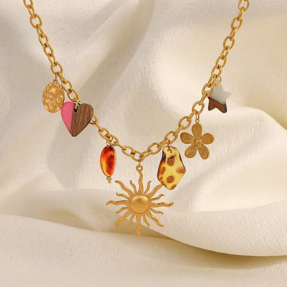 1 Piece Flower Heart Sun Star Stainless Steel Waterproof Women's Pendant Necklaces
