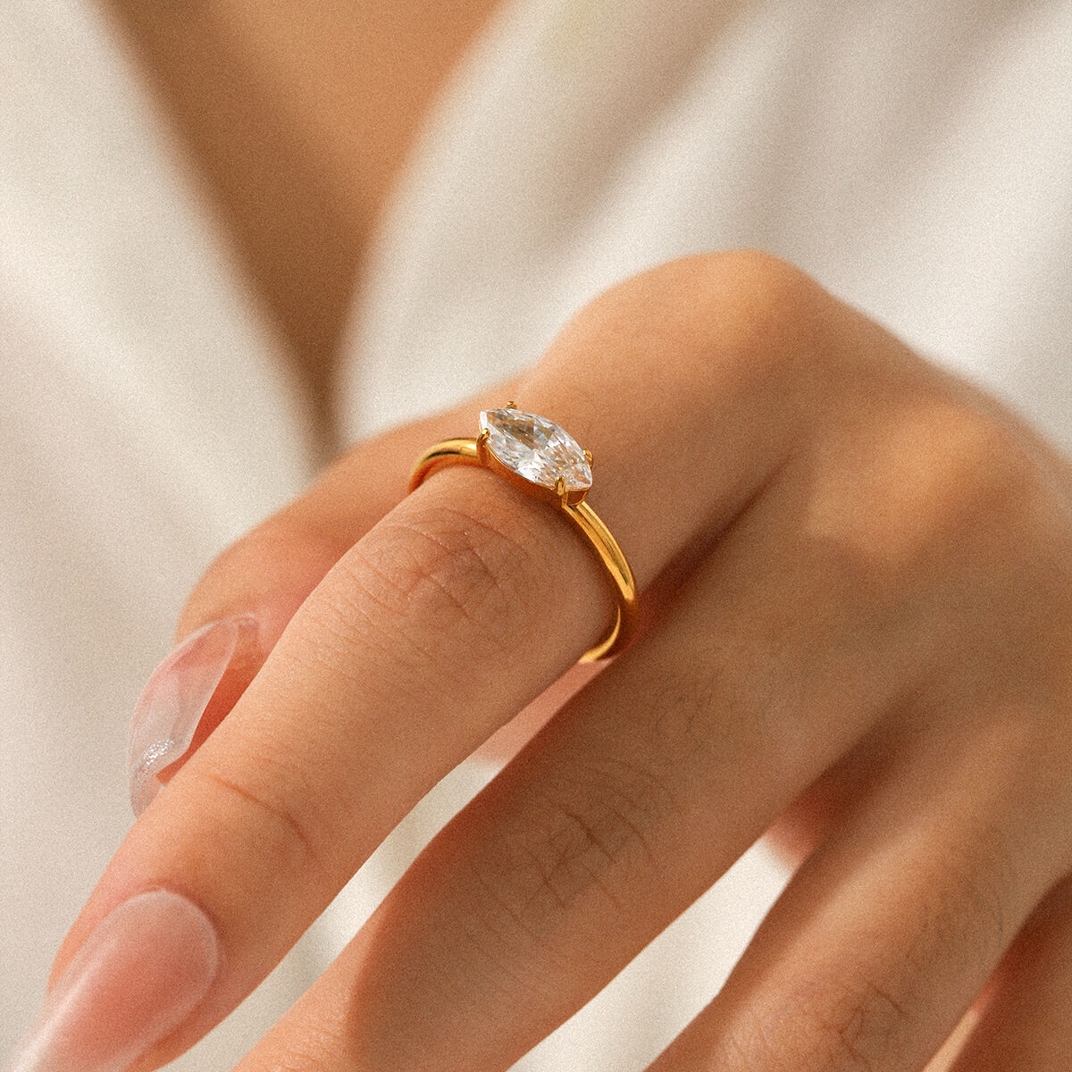 1 Piece Stainless Steel Waterproof Gold Color Zircon Gemstone Ring 2