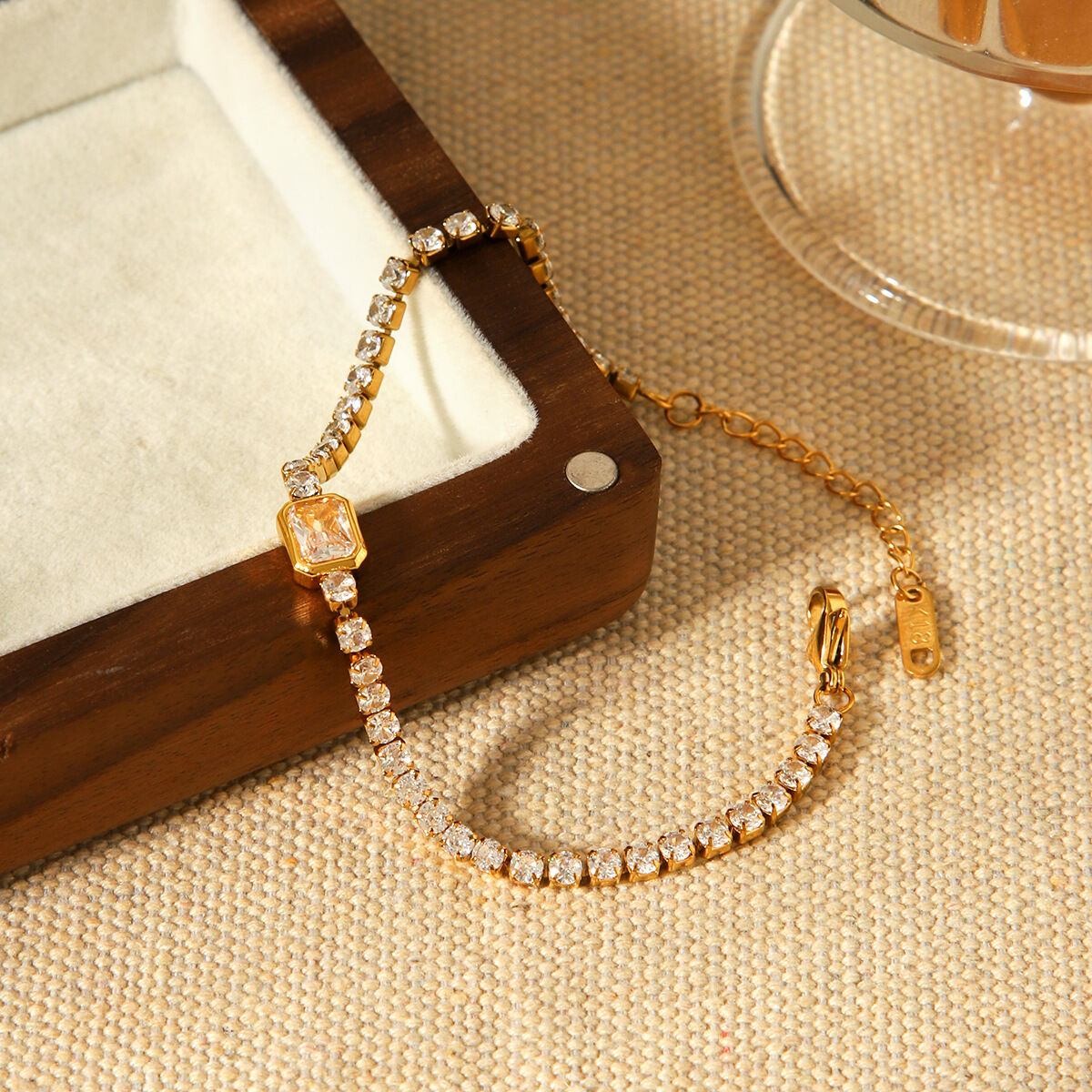 1 Piece Chain Stainless Steel Waterproof Gold Color Zircon Chain Bracelet h5 Picture3