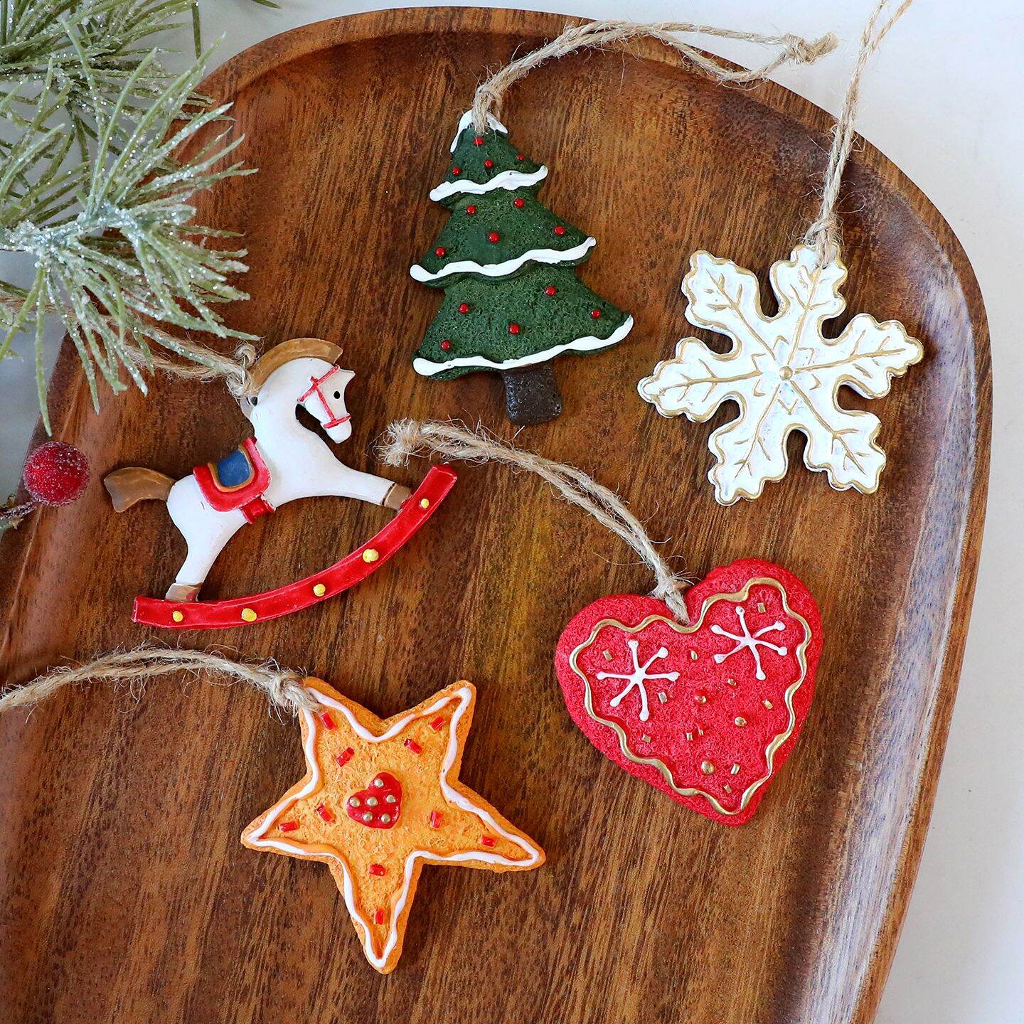 1 Piece Classic Christmas Resin Women's Party Supplies