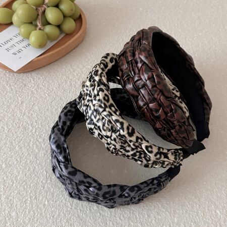 1 Piece Retro Leopard Print Twisted Wide PU Women's Hair Bands 2
