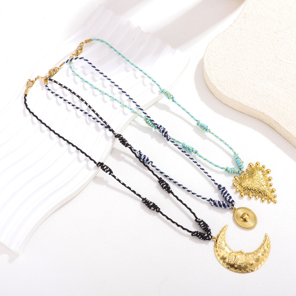 1 Piece Classic Moon Stainless Steel Waterproof Women's Pendant Necklaces Picture4